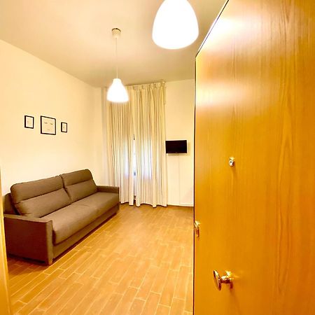Luxury Apartment By Palazzo Senesi Рим Экстерьер фото